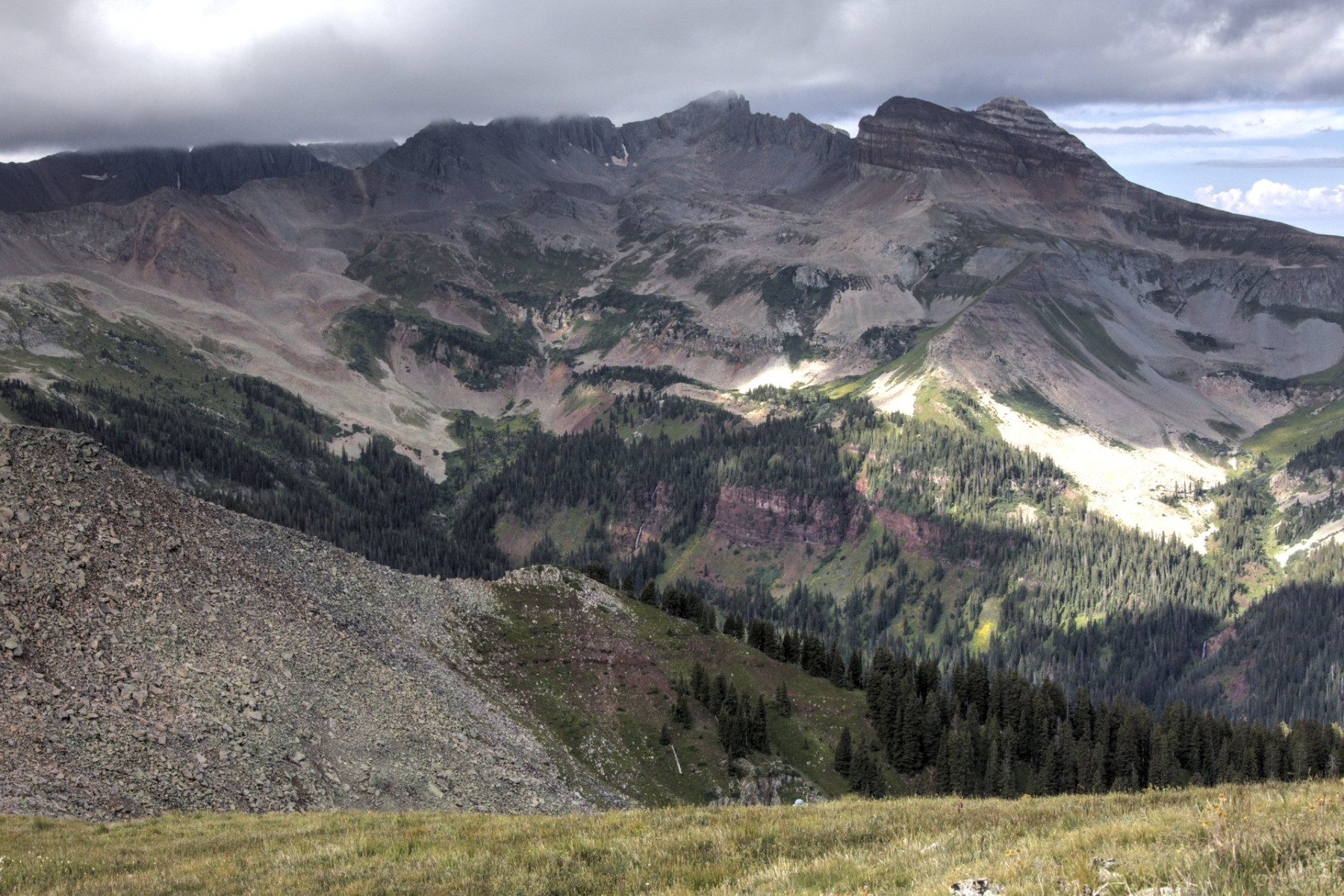 Scenic_CO_ColoradoTrailSeg27-1_20240813_11328-11330